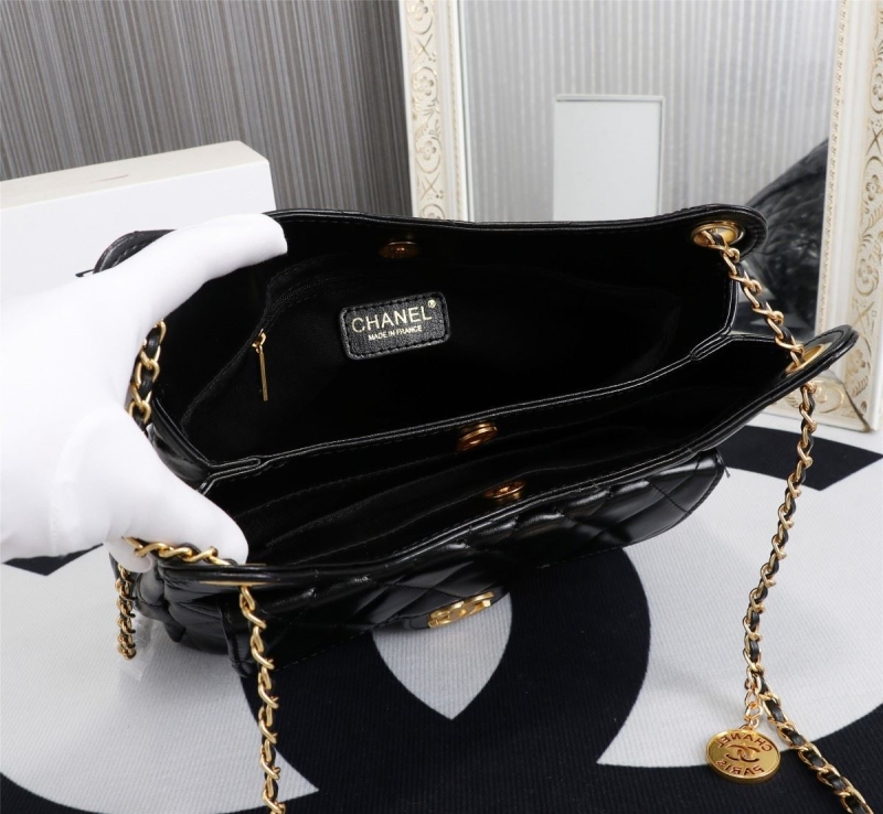 Ch**el hobo bags